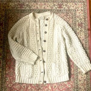 Blarney Woolen Mills. 100 Pure Wool. Merino Lumber Jacket on buttons.
Super warm